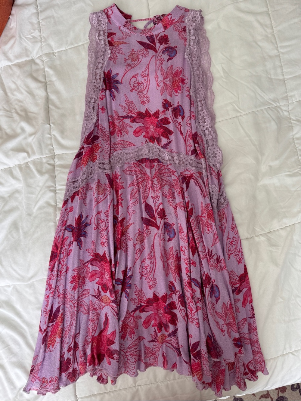Free People Sleeveless Lavender Floral Lace-Trim Slip Dress